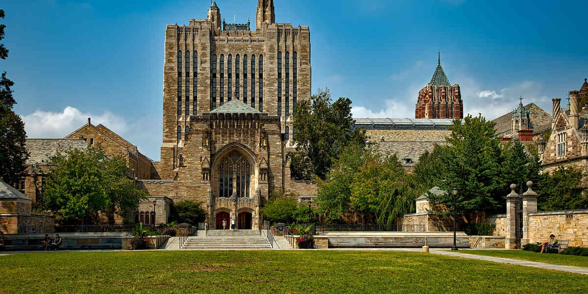 YALE UNIVERSITY 